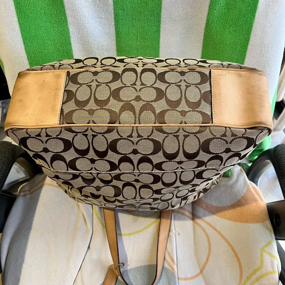 Coach Brown Signature Tote Bag - Picture 8 of 10